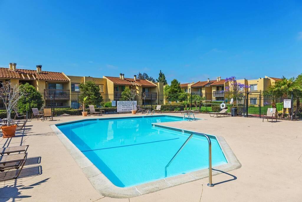 Departamento Completo En San Diego Hablamos Espanol Exterior foto