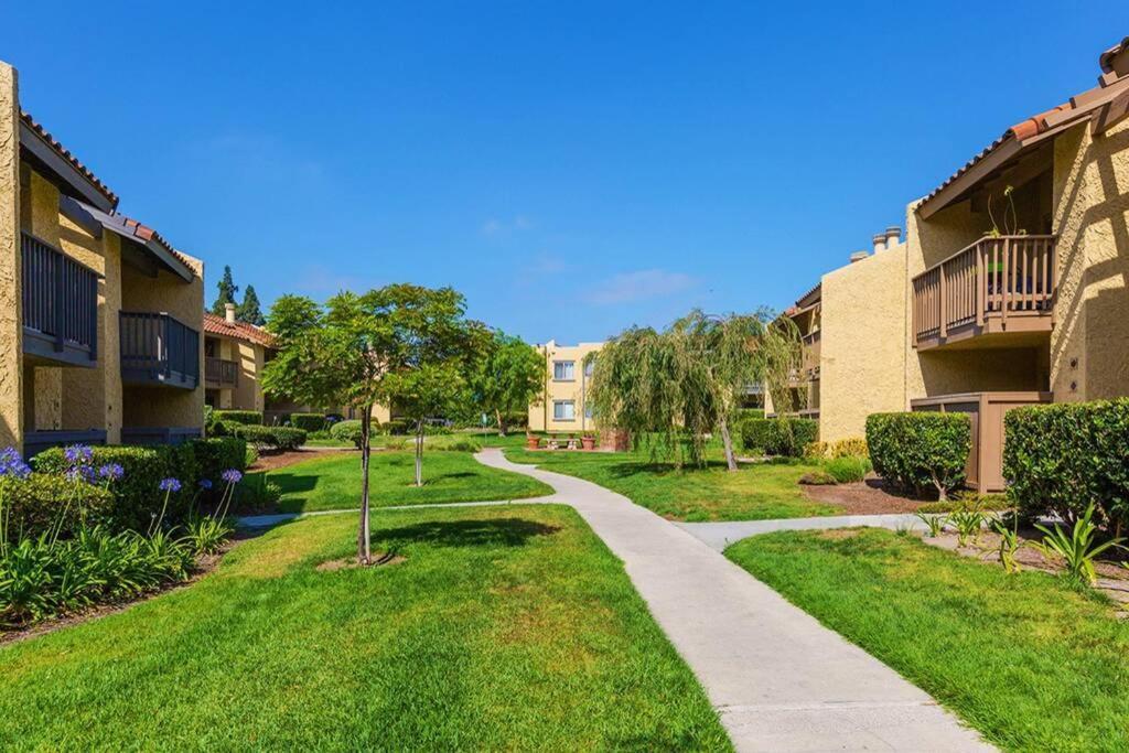 Departamento Completo En San Diego Hablamos Espanol Exterior foto